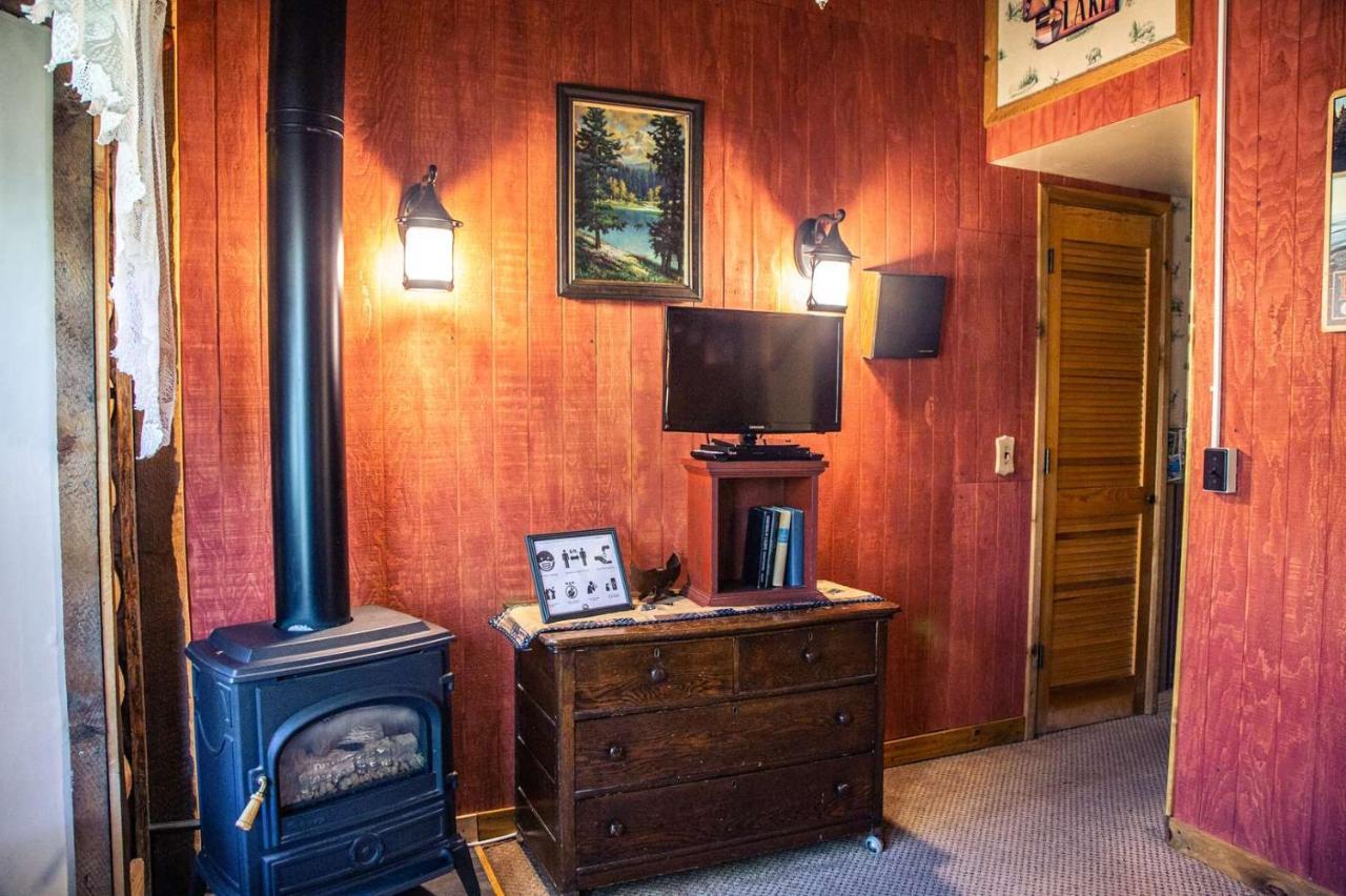 Eagle's Nest Lodge Big Bear Lake