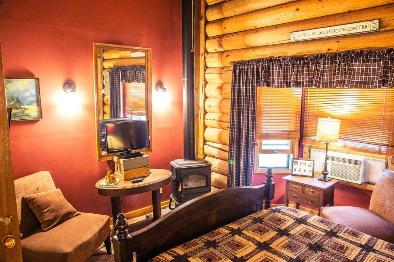 Eagle's Nest Lodge