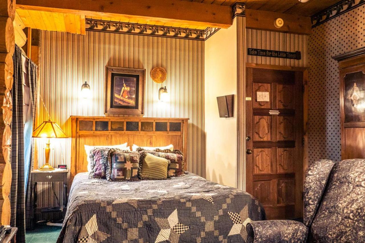 Eagle's Nest Lodge