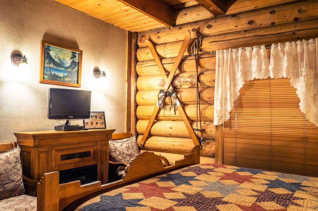 Eagle's Nest * Big Bear Lake